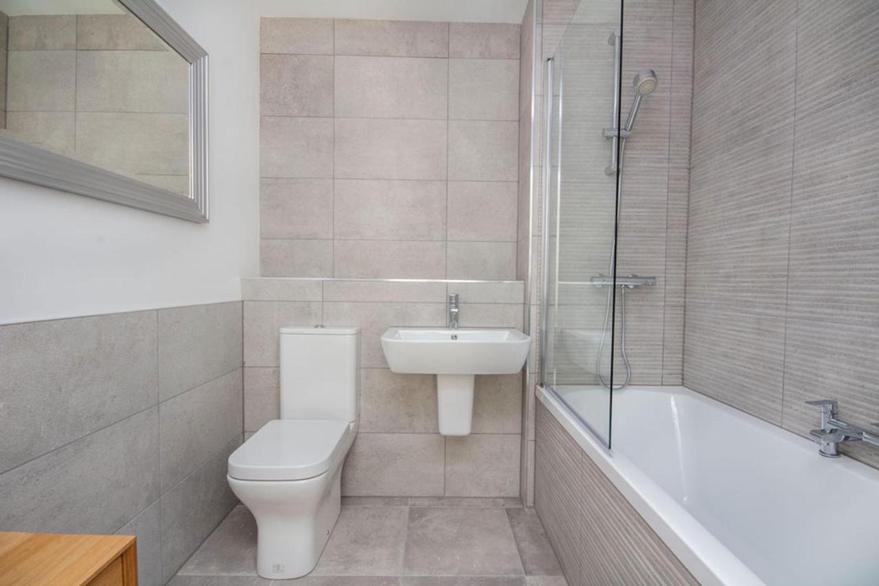Oakwood Villa Авимор Екстериор снимка